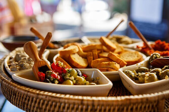 All Inclusive Food & History Tour of Marseille with Local Guide - Key things that make this tour worth your time