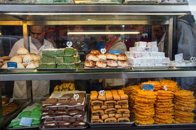 All Inclusive Food & History Tour of Marseille with Local Guide - The history angle: culture in motion, not a classroom