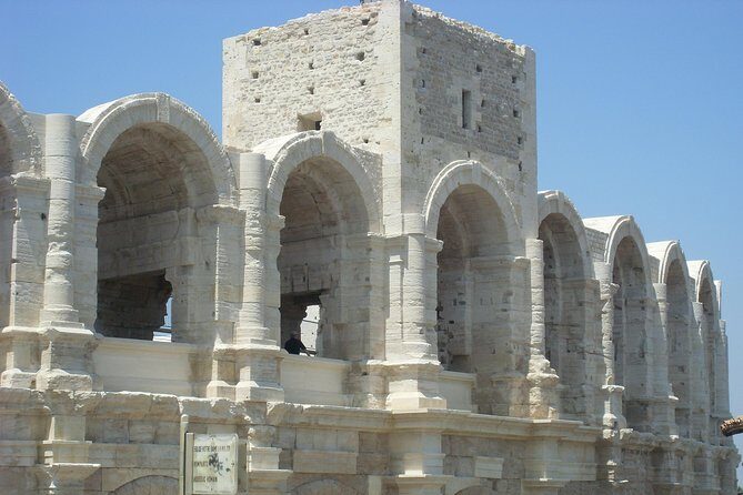 Arles, Les Baux and Saint Remy de Provence from Marseille - Your guide and the private-tour rhythm