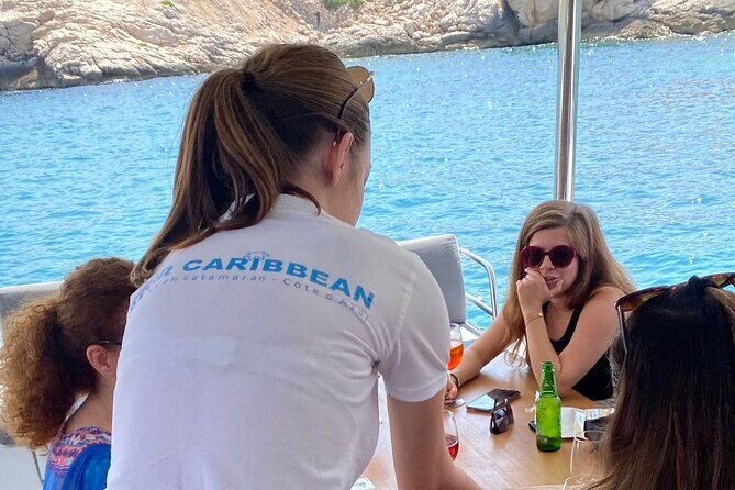 Catamaran cruise in the Frioul Archipelago in Marseille - Friuli islands: the turquoise-and-cliff portion that earns its name
