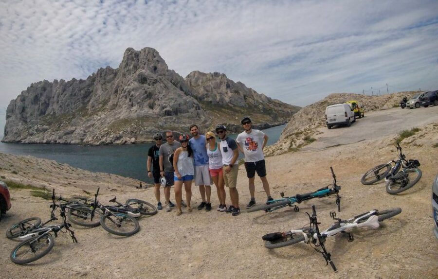 From Marseille: Calanques National Park E-Mountain Bike Tour - Crête des Escampons to Pointe Rouge: the ride back into Marseille
