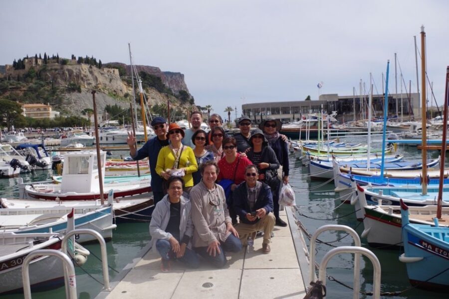 From Marseille: Cassis 4 hours - Notre-Dame de la Garde: Marseille views that bookend the day