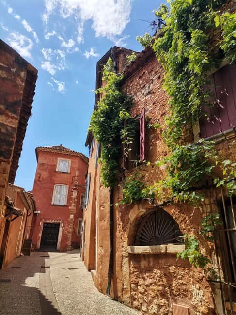 From Marseille: Customizable Private Day Tour of Provence - Luberon villages, Roussillon ochres, lavender season, and Senanque Abbey