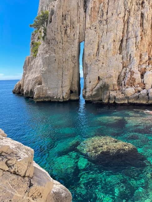 From Marseille: Iconic Calanques Boat Tour with Swimming - Sormiou, Morgiou, and Sugiton: the cliff sequence that makes Calanques real