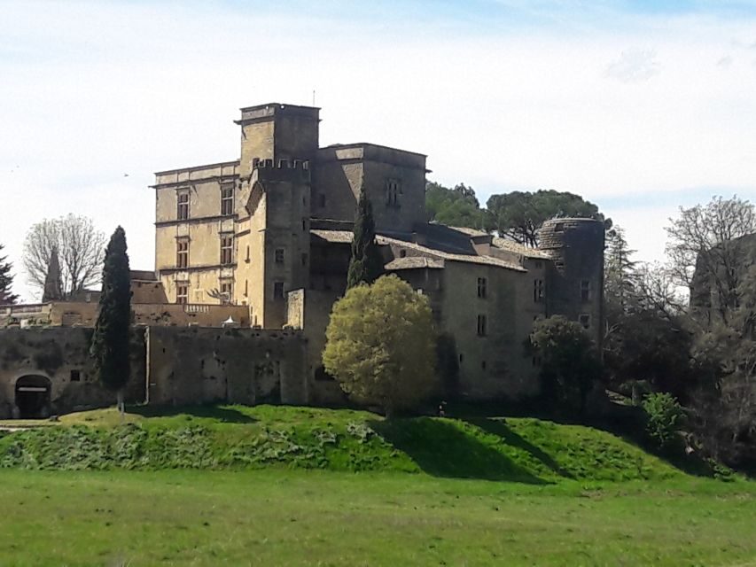 From Marseille: Luberon Market & Villages Full-Day Tour - Lourmarin: the market-town vibe with a château atmosphere