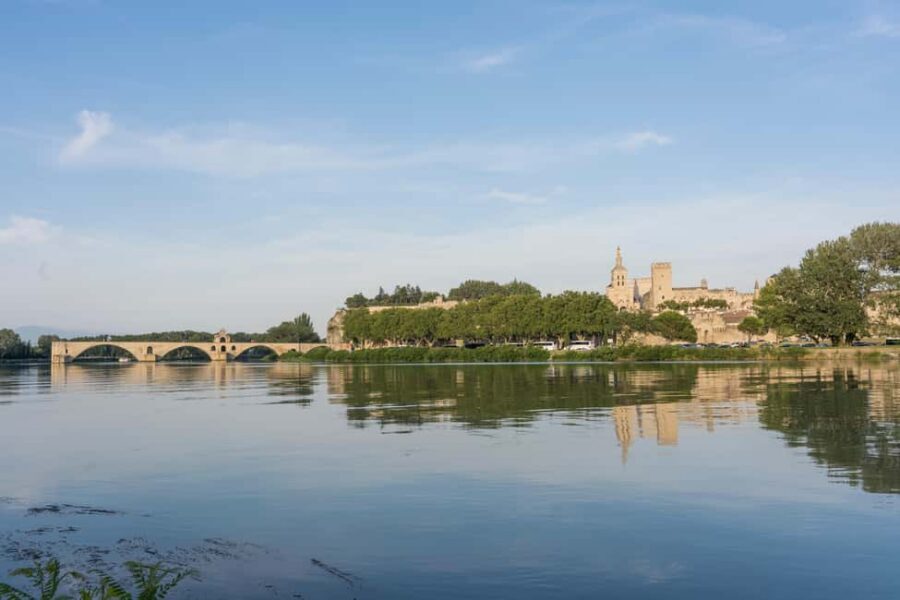 From Marseille: Provence Sightseeing Tour and Wine Tasting - How the van day feels: timing, comfort, and small-group pacing