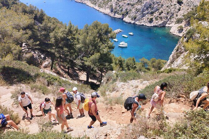 Guided hike in the Calanques National Park - The best part for many people: the beach swim and why it feels special