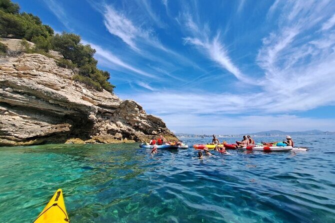 Guided kayak excursion in creeks - Gear details: what’s included, what costs extra, and what you should care about