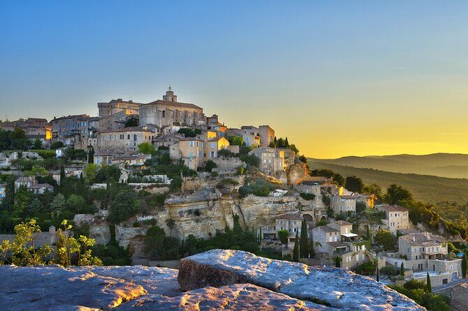 L'Isle-sur-la-Sorgue and Gordes Hidden Treasures of Provence - Key Highlights at a Glance