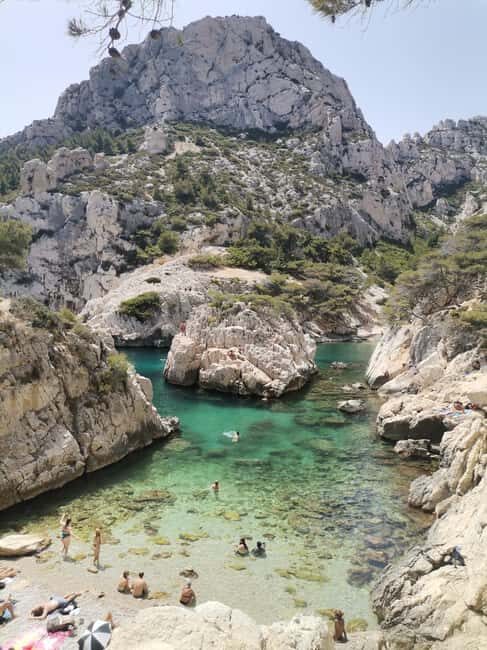 Marseille: Calanques National Park Guided Hike with Picnic - Quick hits you will feel right away