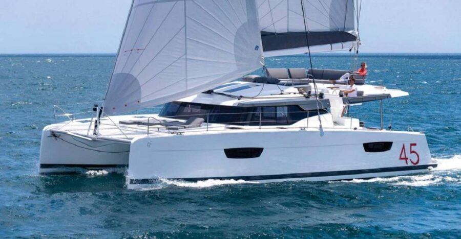 Marseille: Catamaran cruise to discover Frioul Islands - Getting to Corbière and finding your catamaran (Panne 6/7)