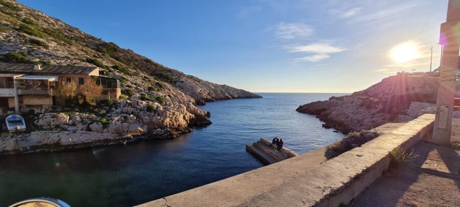 Marseille: E-bike Virtual Guided Tour - Pharo Palace and the Corniche: seaside riding with real payoff