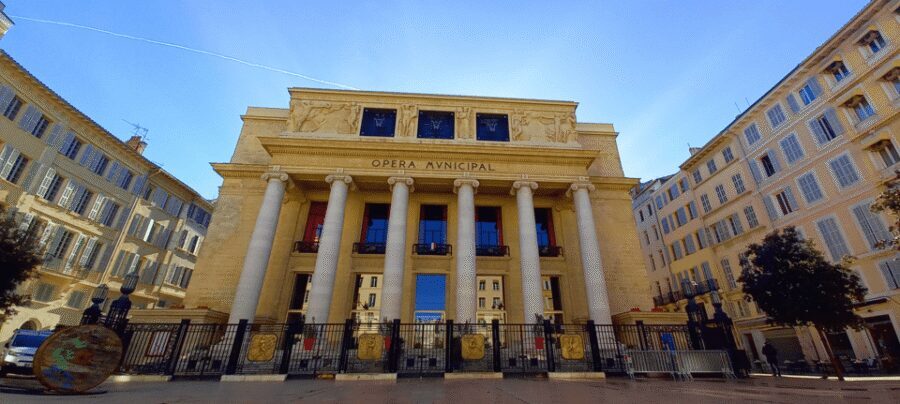 Marseille: Essential Guided Walking Tour of the City - Key things you’ll notice on this Marseille walk