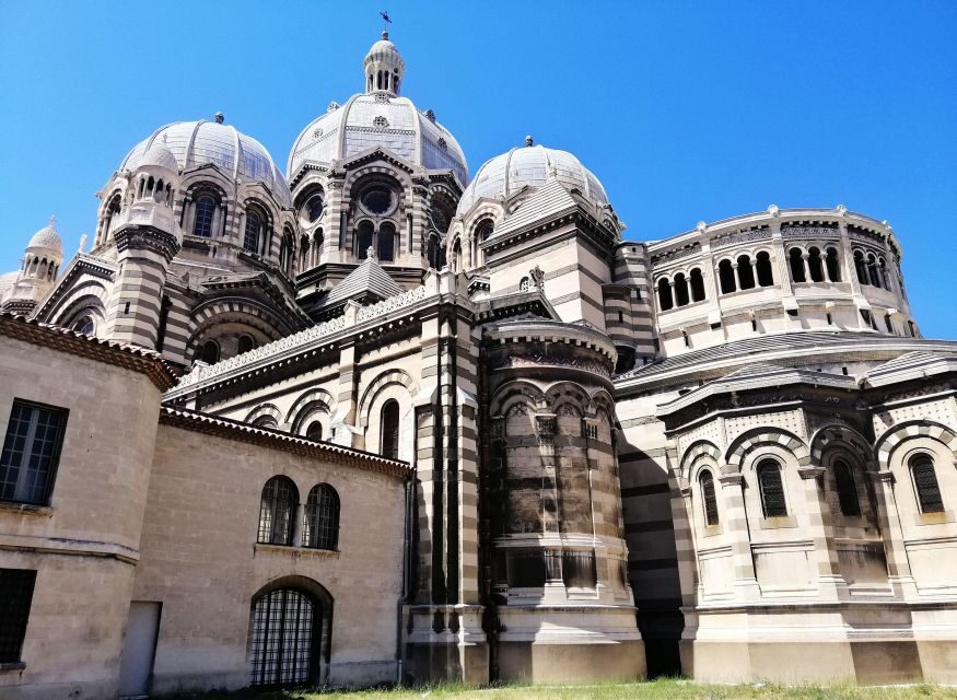 Marseille: Express Walk with a Local in 90 minutes - How the guide turns sightseeing into local life