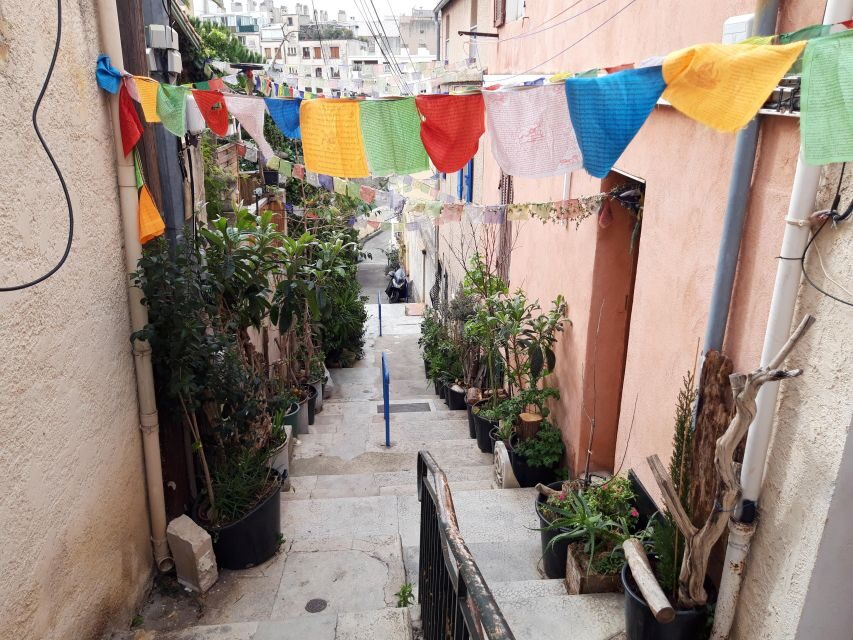 Marseille: Hidden Coves Exploration & Treasure Hunt - Should you book the Marseille coves treasure hunt?