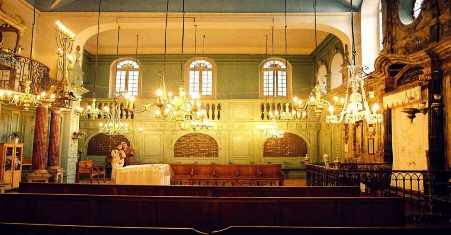 Marseille: Jewish Heritage Tour - Breteuil synagogue and the Wall of Names: the most important timing check