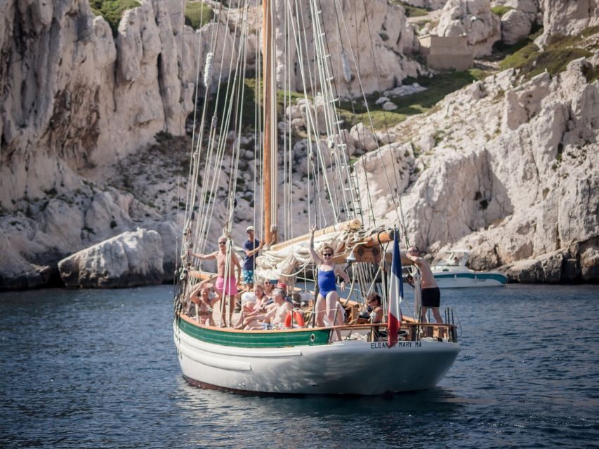 Marseille: Sailing Day Cruise with Lunch - Snorkeling in the Calanques National Park or La Côte Bleue