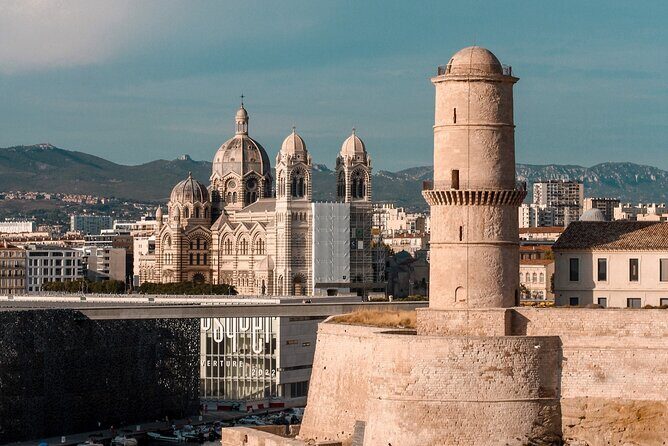 Marseille Scavenger Hunt and Sights Self-Guided Tour - Time and pace: why 1 to 2 hours can feel just right