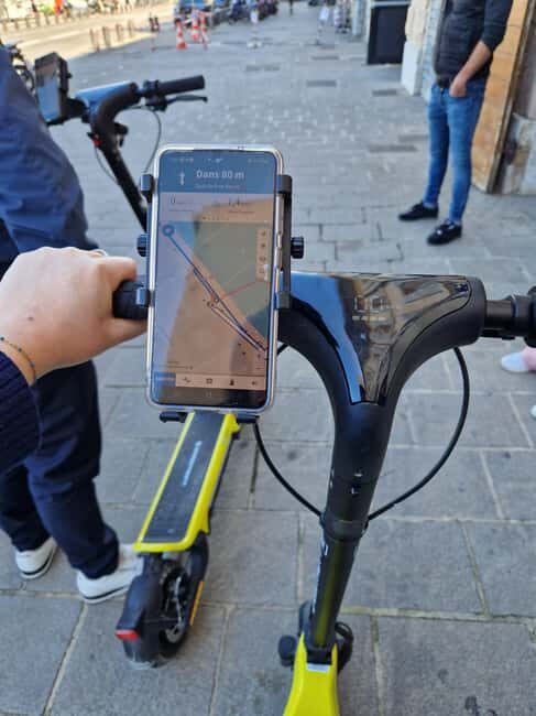 Marseille: Self-Guided Smartphone Tour by E-Scooter - Entering Marseille with a virtual guide you control