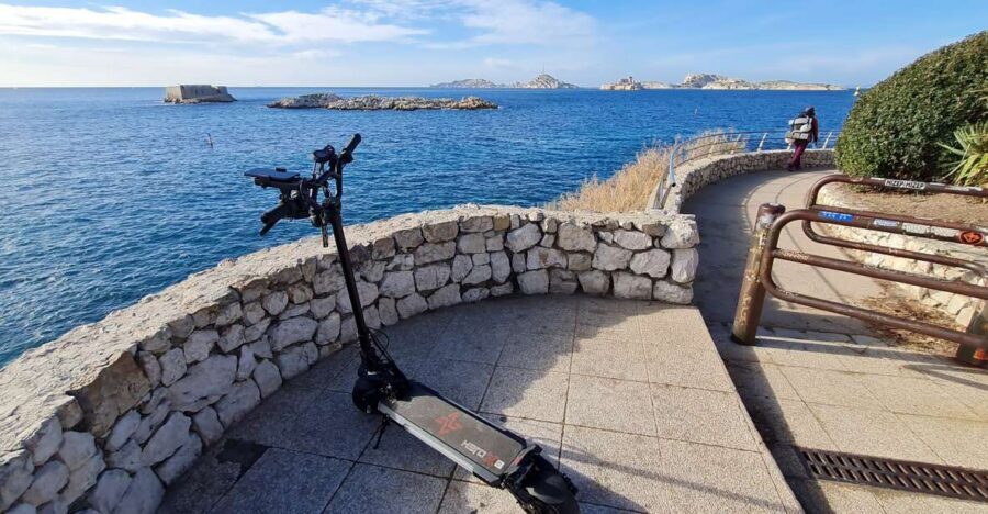 Marseille: Self-Guided Smartphone Tour by E-Scooter - The Old Port and the Panier: old streets, more personality