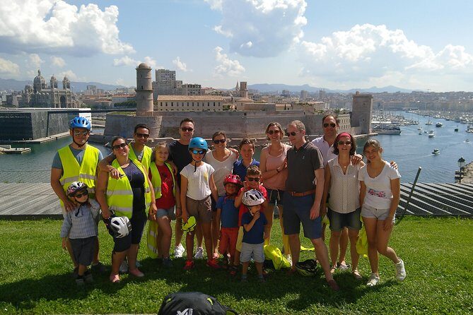 Marseille Shore Excursion: Half Day Tour of Marseille by Electric Bike - Palais du Pharo and the old port view angle