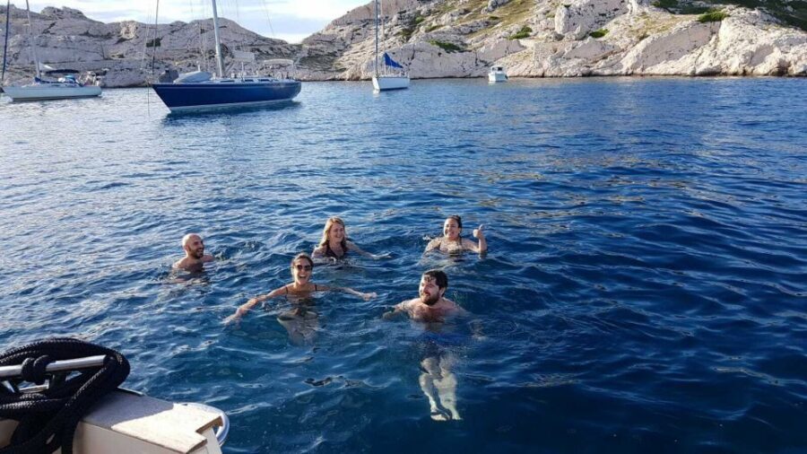 Marseille: Sunset Boat Cruise with Dinner and Drinks - The Quiet Electric Boat Part That Makes This Cruise Better