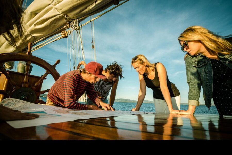 Marseille: Sunset Sailing Cruise with Dinner and Drinks - Sailing Out of Marseille Harbor: The Early Part Sets the Tone
