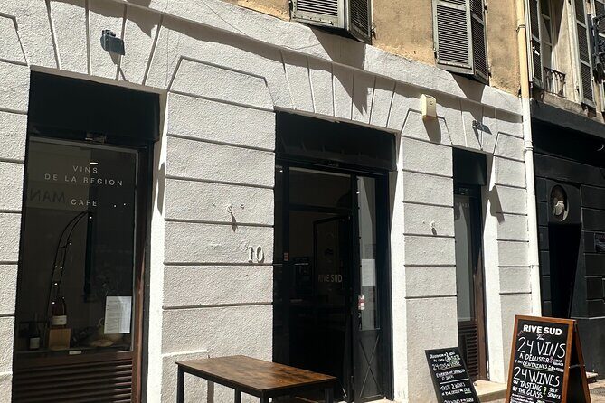 Marseille: Tailored Wine Tasting Experience in a Top Wine Shop - Myles in the Room: What to Ask to Get More Out of Every Pour