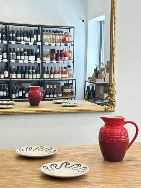 Marseille: Tailored Wine Tasting Experience in Top Wine Shop - Key points worth showing up for