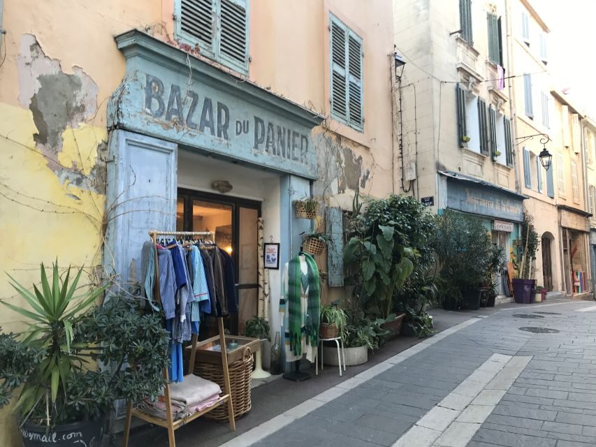Marseille : The Old Port and "le Panier" - La Canebière and the Old Port: the fastest way to read Marseille