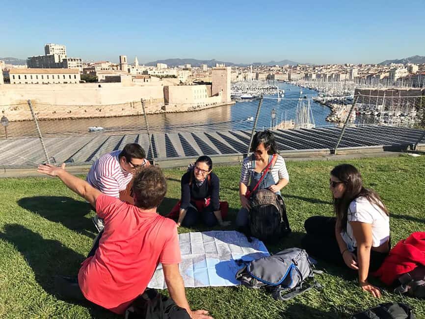 Marseille: Urban Hiking Tour with a Local Guide - Pharo viewpoints and the harbor-to-beach transition