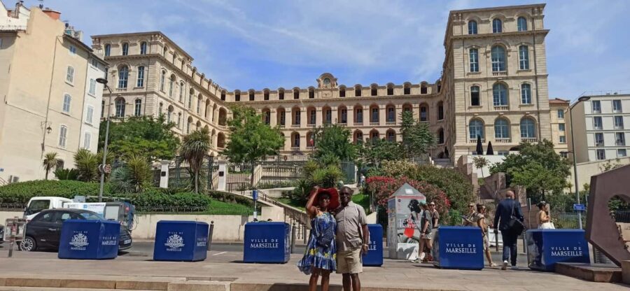 Marseille's Classics : Le Panier Guided Tour - Le Panier on foot: old lanes, a monastery turned cultural stop