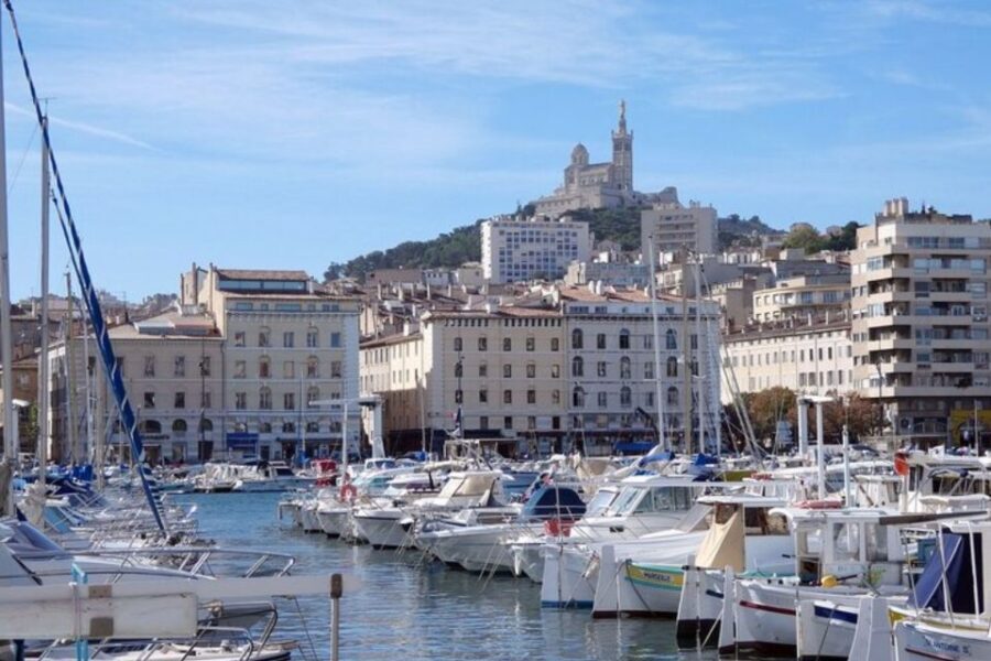 Marseilles: Private Custom Tour with a Local Guide - Hotel pickup and the walk/metro balance