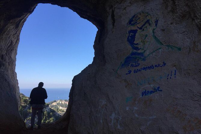 Panoramic hike on Marseille from Les Calanques - Finishing toward Goudes: relaxation after the rocky section