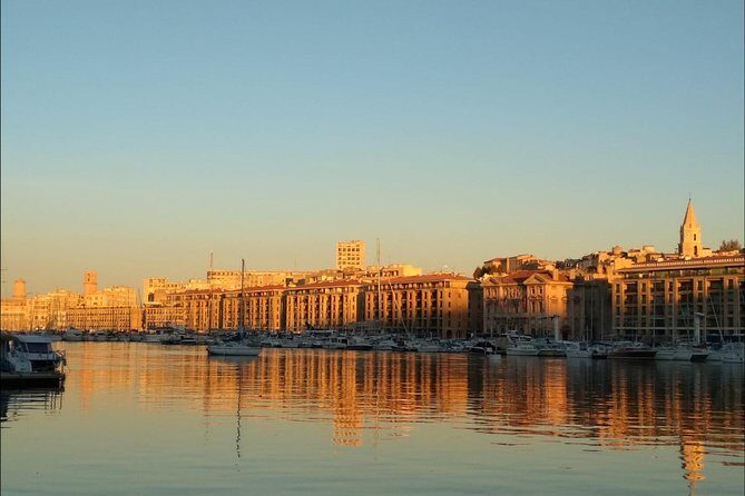 Provence at your own pace and at your leisure! - Parc National des Calanques: Big Blue Views and Creek Exploring by Boat