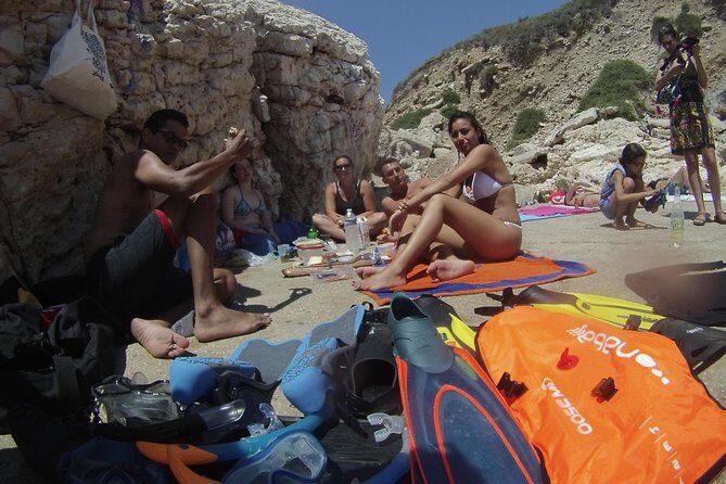 Rando-Palmée Getaway Around an island - The guide factor: attention in the water