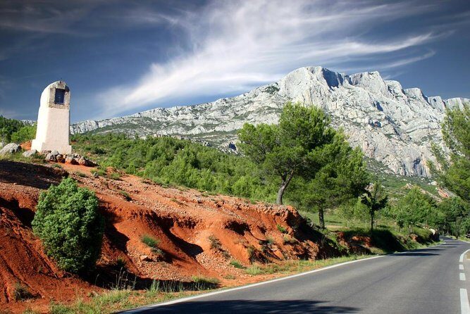 Short Day Tour around Aix en Provence and Wine Tasting - Key highlights you should care about