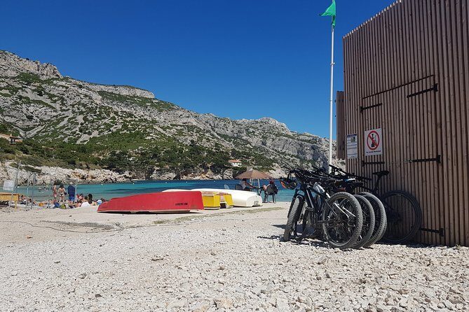Sormiou Calanques National Park Electric Bike Tour from Marseille - Bikes, helmets, and why the equipment matters on hills